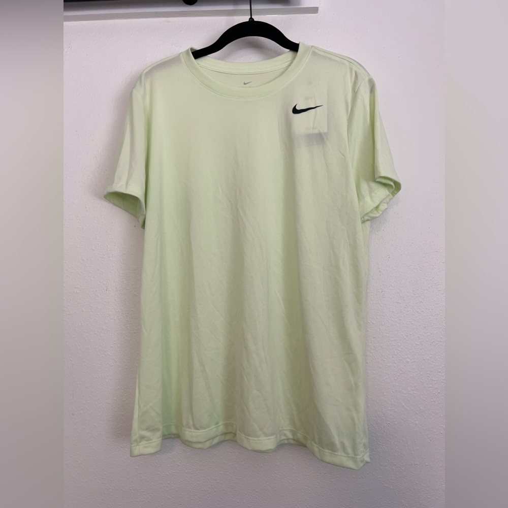 The Nike tee Dri-Fit